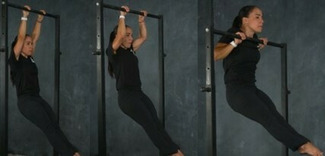 Yoana Teran performing the tactical pullup