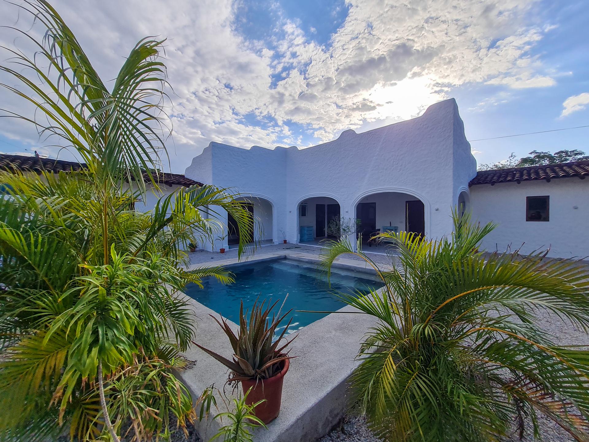 Great Investment Opportunity! 3 Bed Home For Sale in Tamarindo