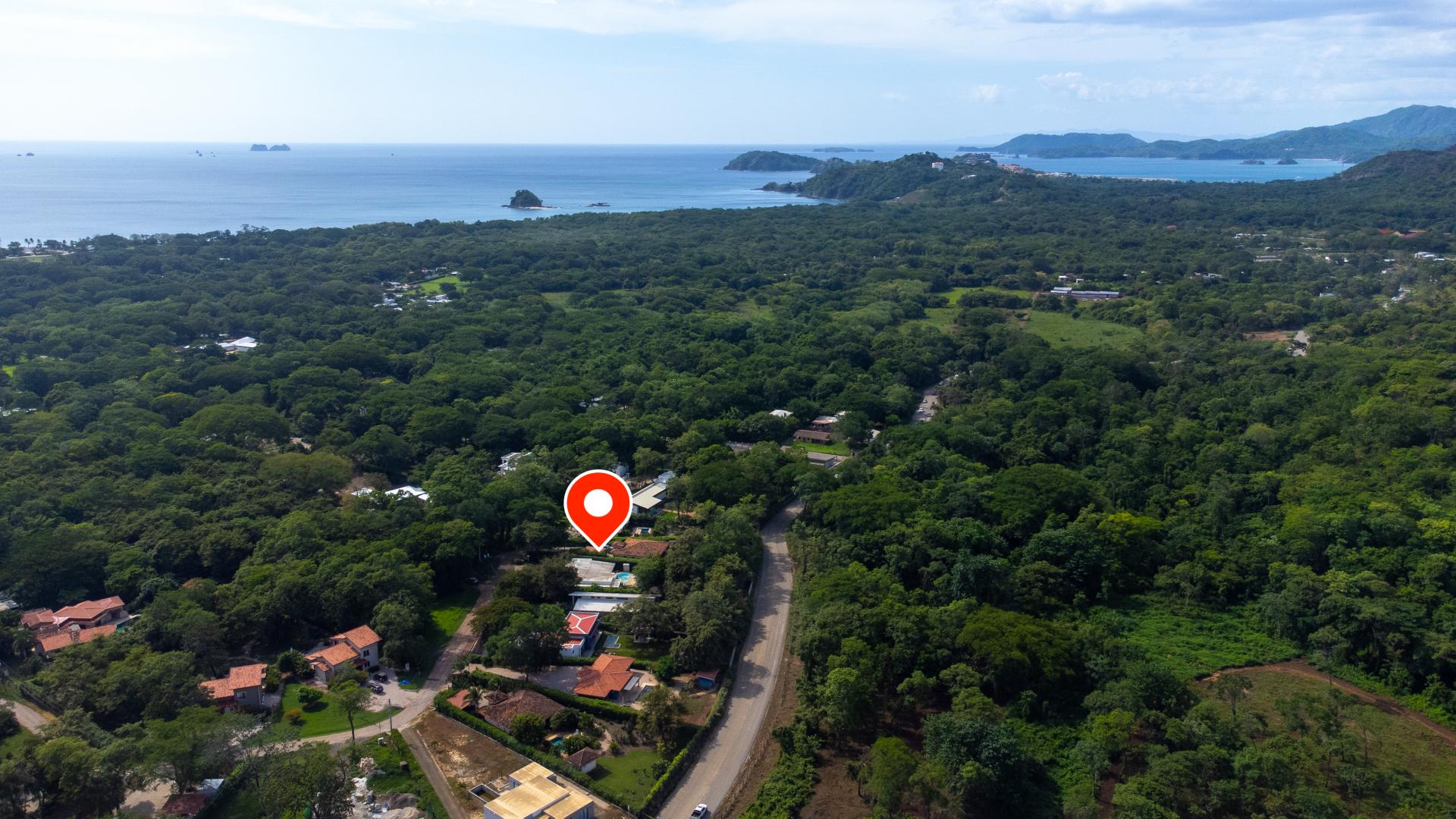 Luxury 3-bed home located in gated community less than 5 minutes away from the beach